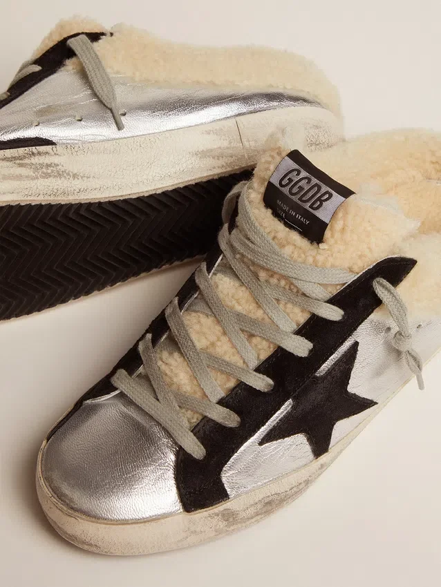 Super-Star Sabot da donna in pelle laminata argento con stella nera