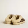 Super-Star Sabot glitterati con stella marrone e fodera in shearling