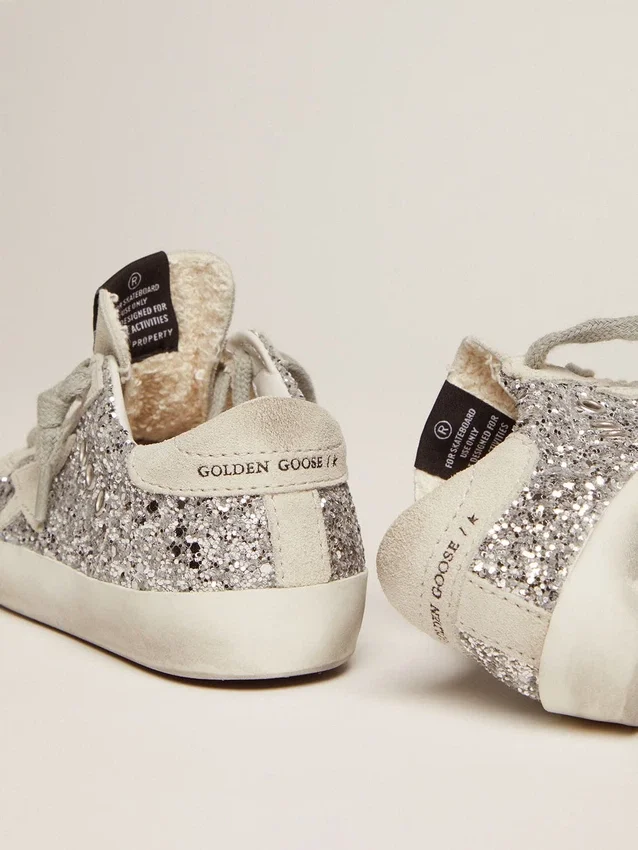 Super-Star Young con glitter argento