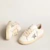 Super-Star Young con stella in pelle argentata e linguetta sul tallone rosa