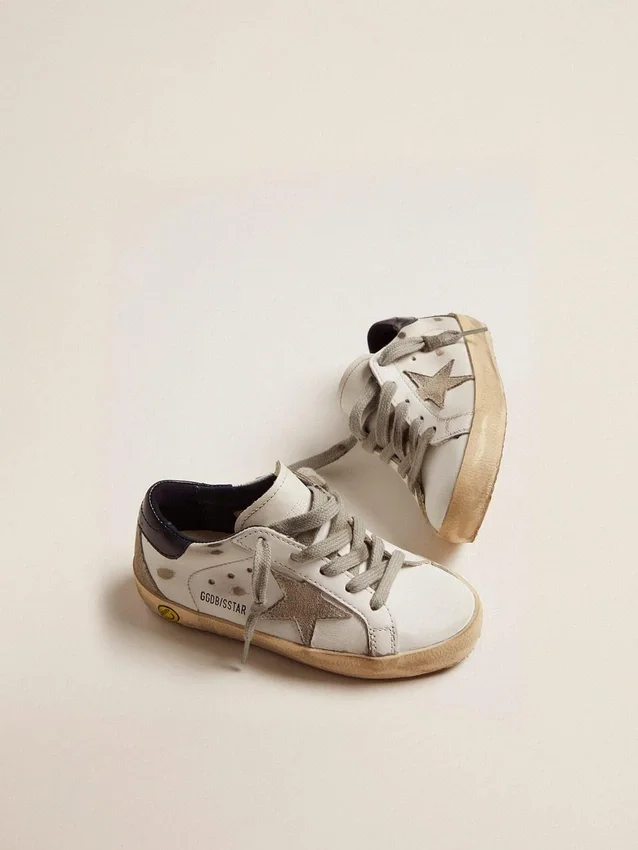 Super-Star Young con stella in pelle scamosciata
