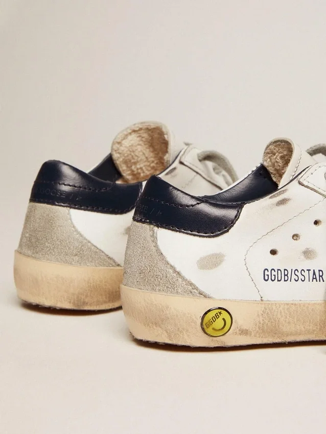 Super-Star Young con stella in pelle scamosciata