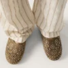 Tierra da uomo in pelle scamosciata color kaki con borchie argentate