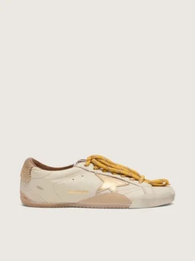 True-Star da donna in pelle nappa bianca con stella dorata e linguetta sul tallone in pelle scamosciata beige
