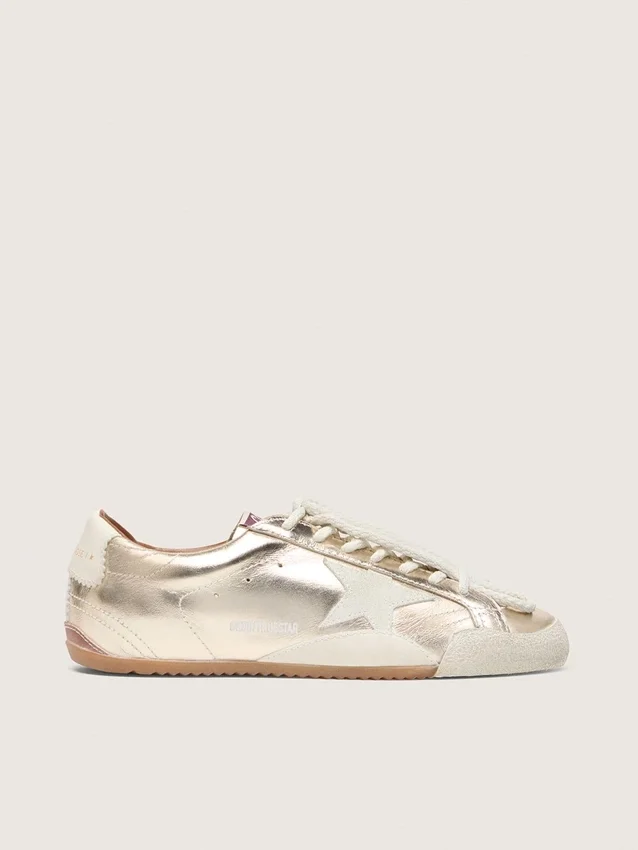 True-Star da donna in pelle platino metallizzata con stella in pelle scamosciata grigio chiaro