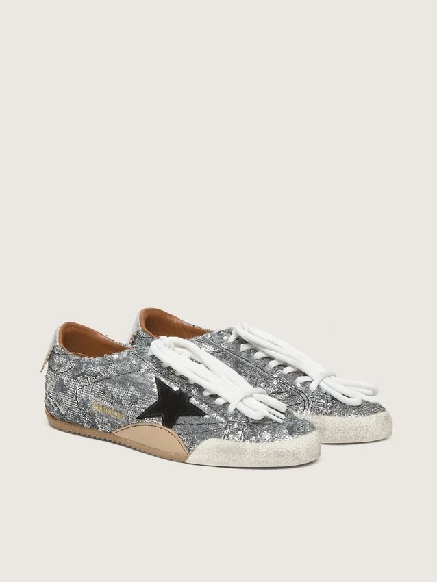 True-Star da donna con paillettes argentate, stella nera e linguetta sul tallone in pelle argentata