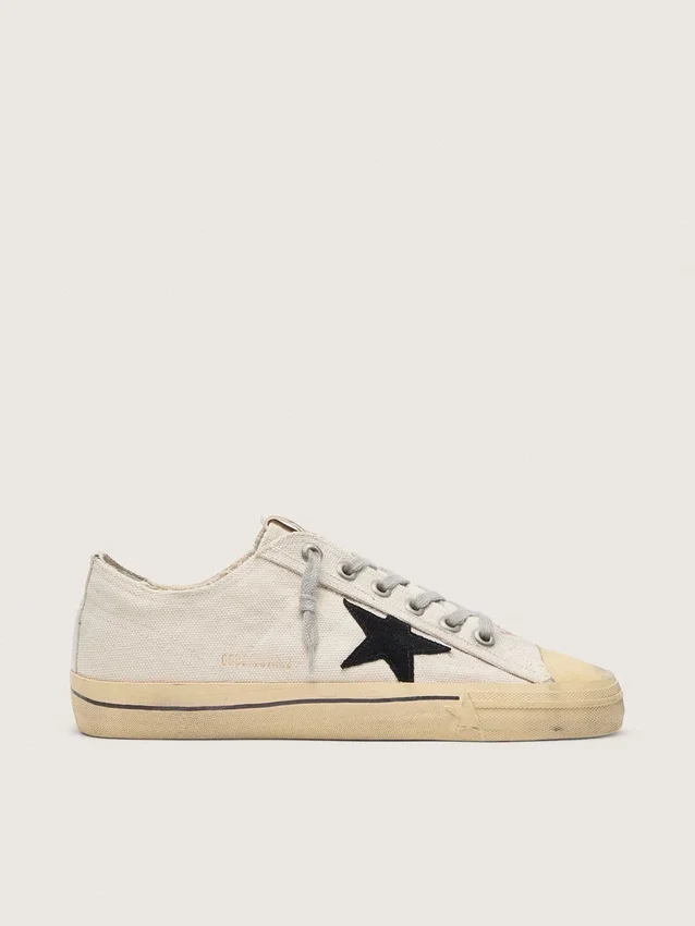 V-Star da donna con stella in pelle scamosciata nera e scritta ricamata