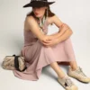 V-Star da donna con stella in pelle scamosciata nera e scritta ricamata