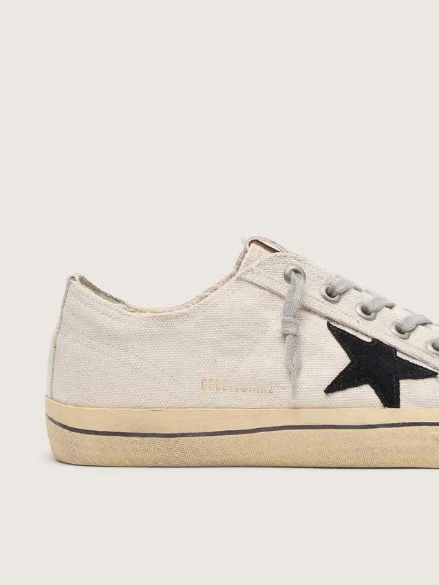 V-Star da donna con stella in pelle scamosciata nera e scritta ricamata