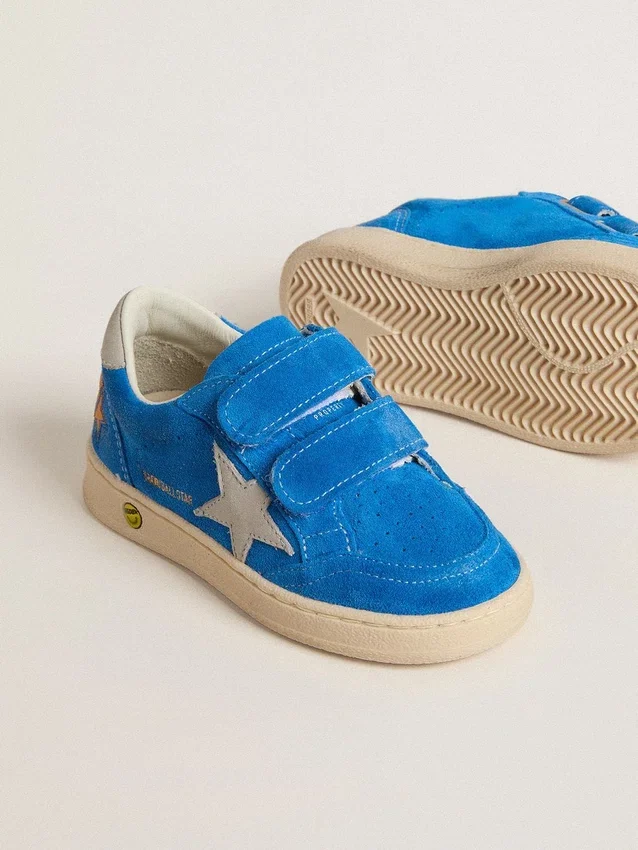 Young Ball Star in pelle scamosciata azzurra con stella e linguetta sul tallone in nabuk grigio