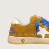 Young Ball Star in pelle scamosciata ocra con stella in pelle bianca lucida e linguetta sul tallone