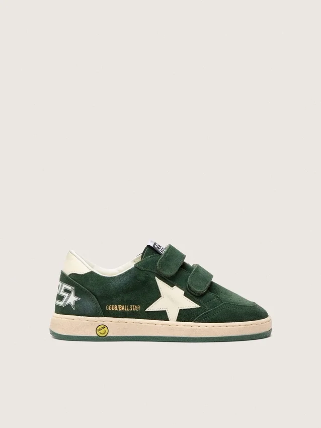 Young Ball Star in pelle scamosciata verde bosco con stella e linguetta sul tallone in pelle color crema