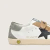 Young Old School con stella in pelle nera e inserti in pelle scamosciata beige e verde
